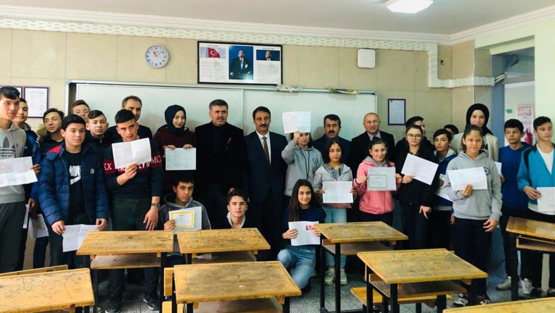 İlçe Milli Eğitim Müdürümüz Erdal DURMUŞ'UN 2019 - 2020 Eğitim Öğretim Yılı Yarıyıl Karne Mesajı 
