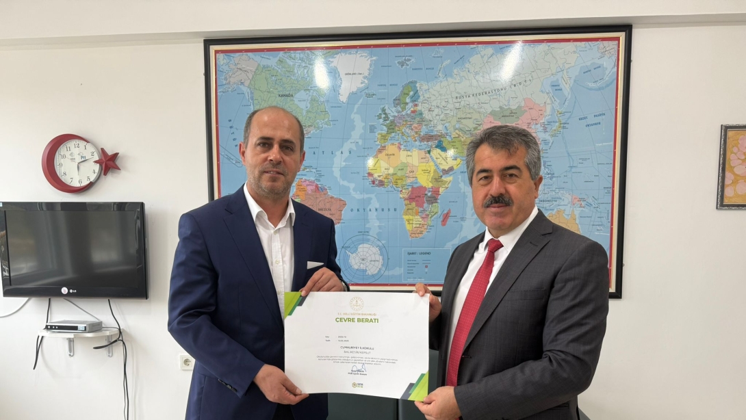 CUMHURİYET İLKOKULUNA  ''ÇEVRE BERATI''